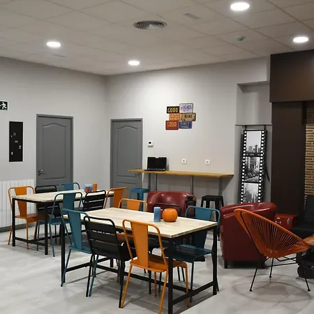 Bide-ona Hostal *