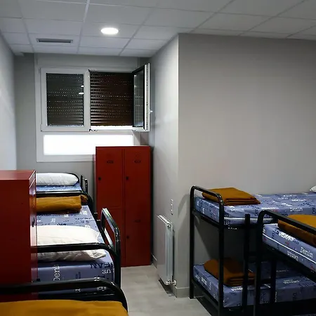 Bide-ona 호스텔 *