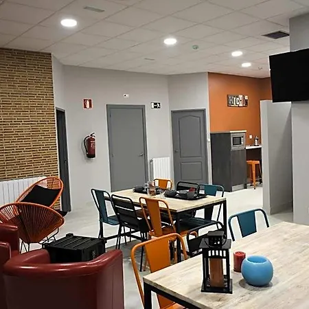 Bide-ona Hostel *