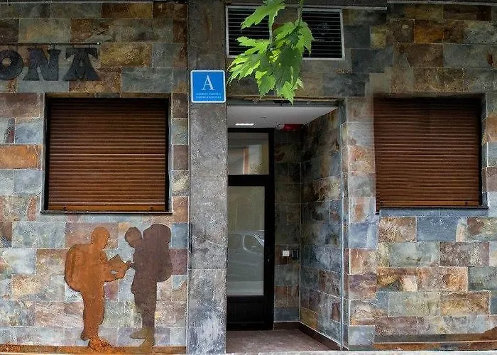 Bide-ona Hostal Portugalete